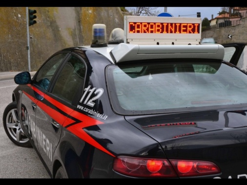 Il corpo di una 90enne nel cellophane trovato in un garage