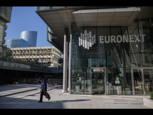 Borsa: l'Europa apre positiva e guarda a colloqui Ucraina-Russia