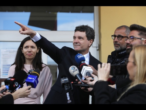 Exit poll Romania, in vantaggio europeista Dan