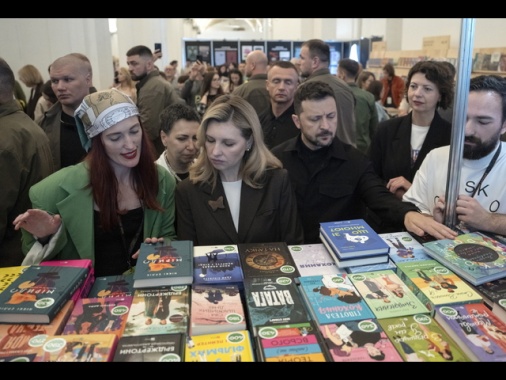 Zelensky, in Russia l'operazione più a lungo raggio