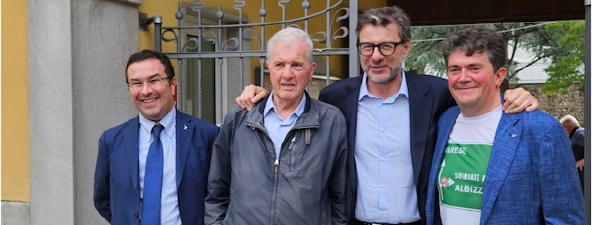 Albizzate, i cartelli e l’A8: alla mostra arriva Giorgetti