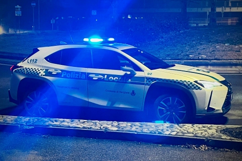 Vergiate: la polizia locale blocca la fuga dell’auto rubata