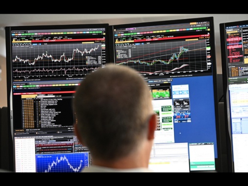 Lo spread tra Btp e Bund a 92 punti