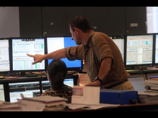Lo spread Btp-Bund chiude in calo a 94,9 punti