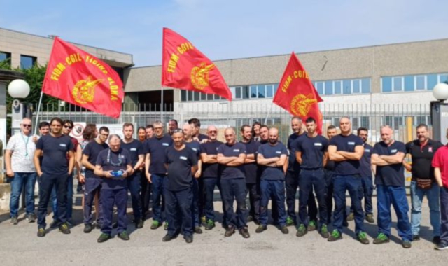 Pibiviesse, i dipendenti incrociano le braccia