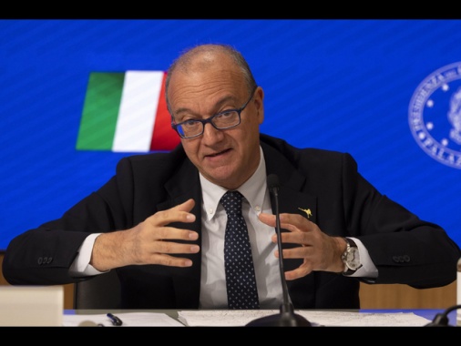 Lotta a diplomifici, meno candidati esterni a Maturità