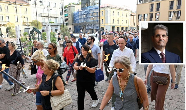 La camminata organizzata  dai commercianti di Busto Arsizio in ricordo del collega Davide Gorla e nel riquadro, il presidente di Yamamay (foto Blitz)
