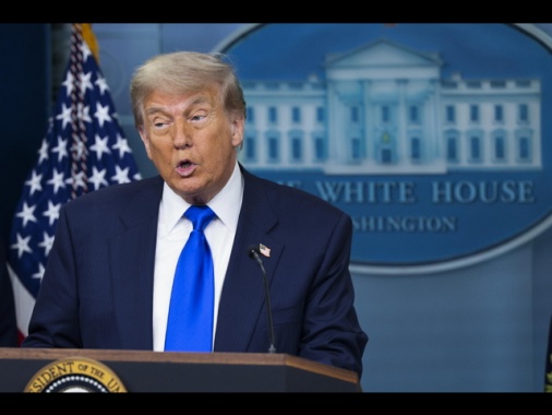 Trump, 'non credo servirà prorogare la scadenza sui dazi'