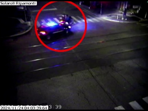 Caso Ramy, il pm: 'Carabiniere era troppo vicino allo scooter'