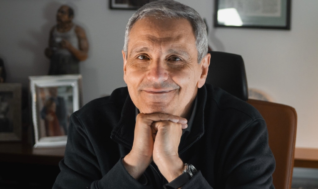 Maurizio De Giovanni: «Scelgo Sara perché ha il superpotere dell’ascolto»