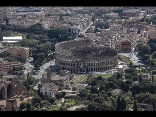 Addizionali Irpef, Salerno-Roma le più care, Milano paga la metà