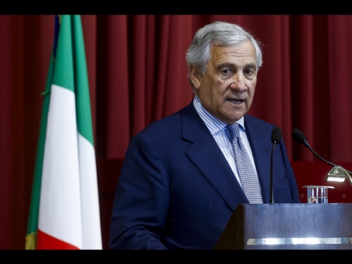 Tajani, in Veneto non ci imporranno candidato, noi per Tosi