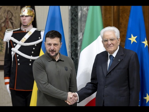 Mattarella a Zelensky, posizione Italia ferma, pieno appoggio