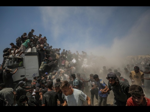 Governo Gaza, solo 36 camion di aiuti sono entrati ieri