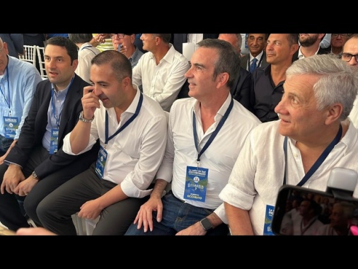 Tajani,no a assalti a diligenza,furia contro banche non ha senso