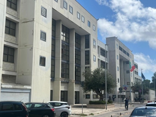 Dirigente della polizia si è suicidata in Questura a Brindisi
