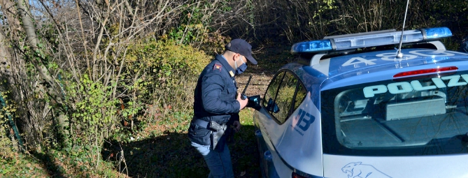 Accusato di omicidio in Spagna, preso nei boschi della droga