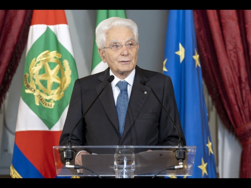 Mattarella, 'avanti senza paure, non prevalga il disimpegno'