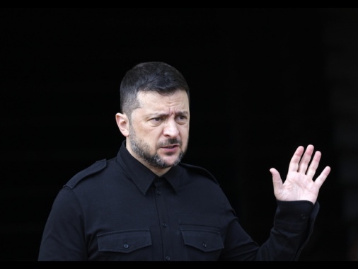 Zelensky, truppe straniere dopo guerra importanti per Kiev