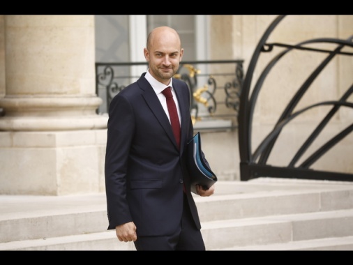Parigi, Ue pronta a sue responsabilità con garanzie a Kiev