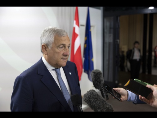 Tajani, 'favorevole a sanzioni finanziarie alla Russia