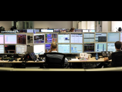 Lo spread tra Btp e Bund chiude in calo a 87,4 punti