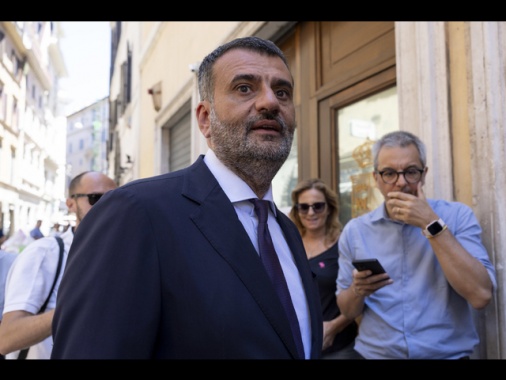 Decaro, non sono indispensabile, nè insostituibile