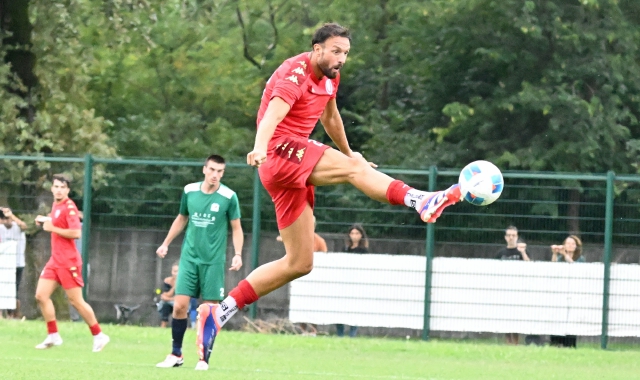 Varese in anticipo con l'Imperia a Lavagna