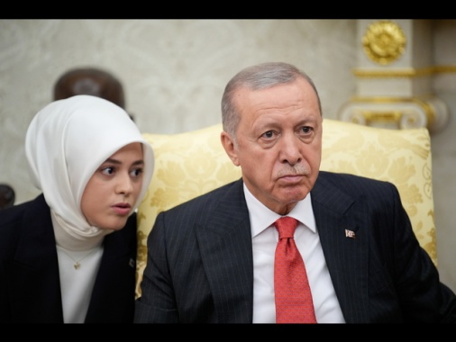 Erdogan, 'da Israele atto di pirateria contro la Flotilla'