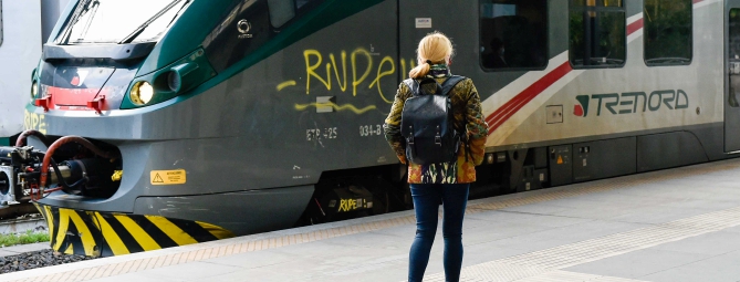 Treni cancellati e ritardi per lo sciopero generale