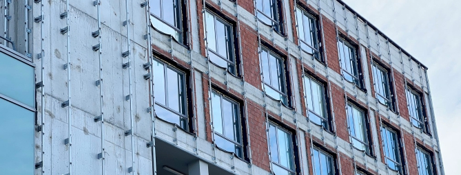 Ospedale Del Ponte da quattro anni senza pannelli