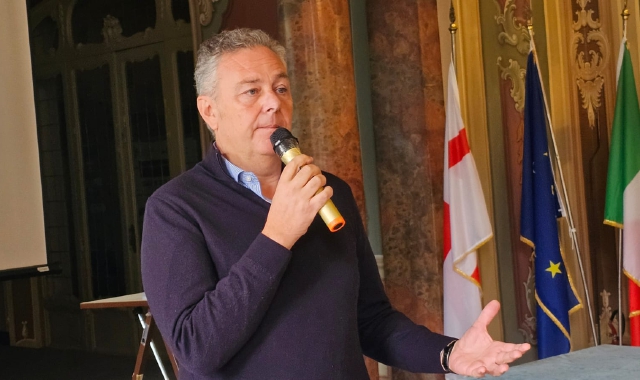 L’intervento di Mario Isola nel Salone Estense