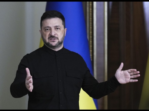 Zelensky, Putin corre al dialogo appena sentito dei Tomahawk
