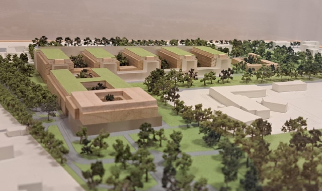 Il plastico di quello che sarà il grande ospedale della Malpensa. Ora che è stato scelto il progettista, il sindaco Antonelli invita a coglierne le opportunità