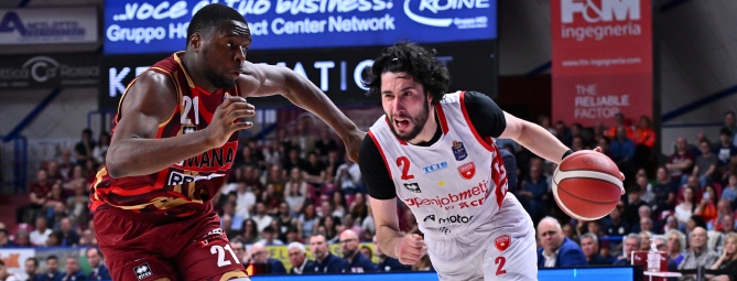 L’OJM col sesto straniero debutta a Venezia