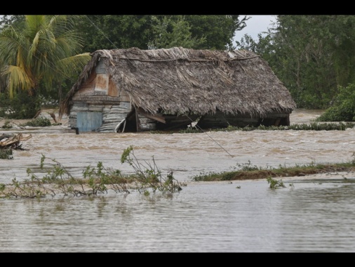 Uragano Melissa, 120mila persone evacuate a Cuba