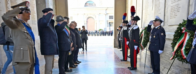 Varese celebra le forze armate