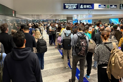 Controllo passaporti da incubo. E-Gates raddoppiati solo nel 2027