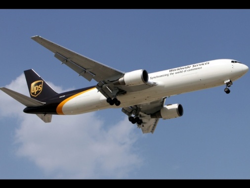 Aereo cargo si schianta in Kentucky