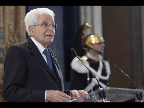 Mattarella, Difesa si evolva, tempi che non ammettono ritardi
