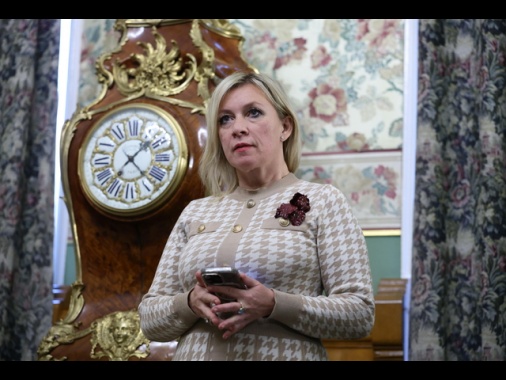 Mosca, 'l'Ue preferisce disertori ucraini a turisti russi'