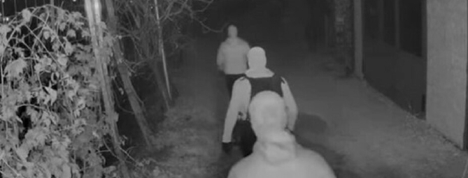 Girano incappucciati tra le case: è allarme a Leggiuno