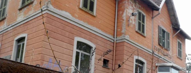 L’appello: «Nuova vita alla vecchia stazione»