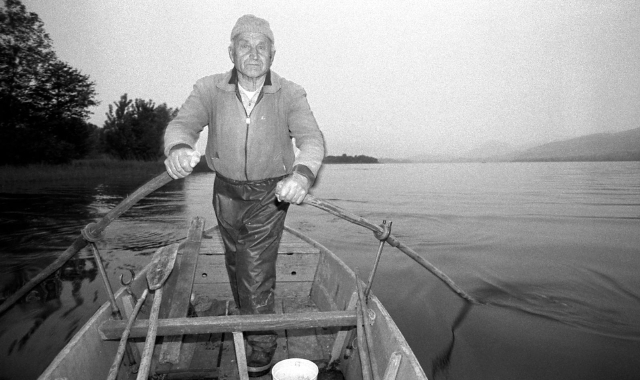 Due immagini che fanno parte della mostra