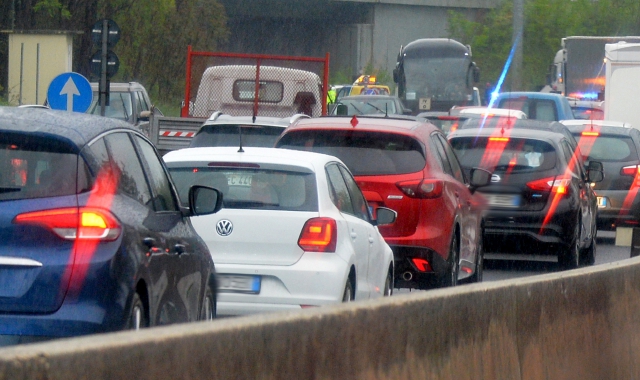 Schianto sulla superstrada della Malpensa, disagi al traffico