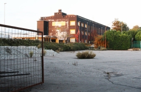 Dai biscotti ai rave party: ex Lazzaroni di nuovo occupata