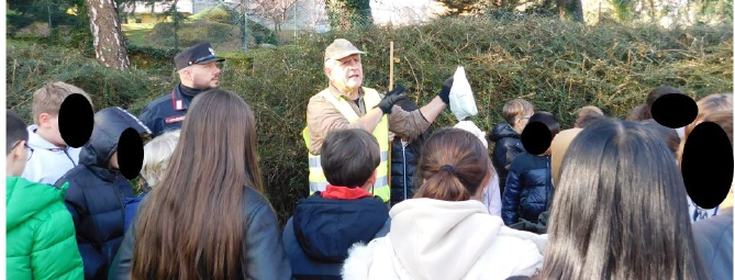 Nuovi alberi nelle scuole