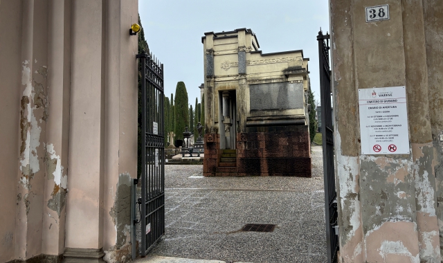 L’ingresso del cimitero di Giubiano