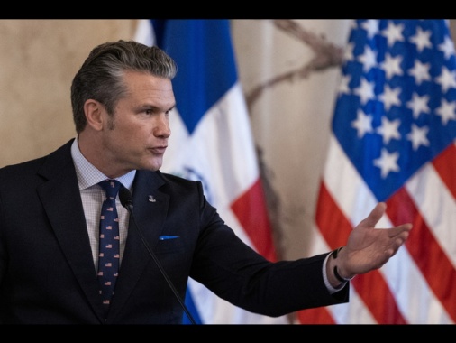 'Ordine di Hegseth in raid contro narco, uccideteli tutti'