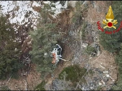 Elicottero caduto in Valtellina, un passeggero è morto